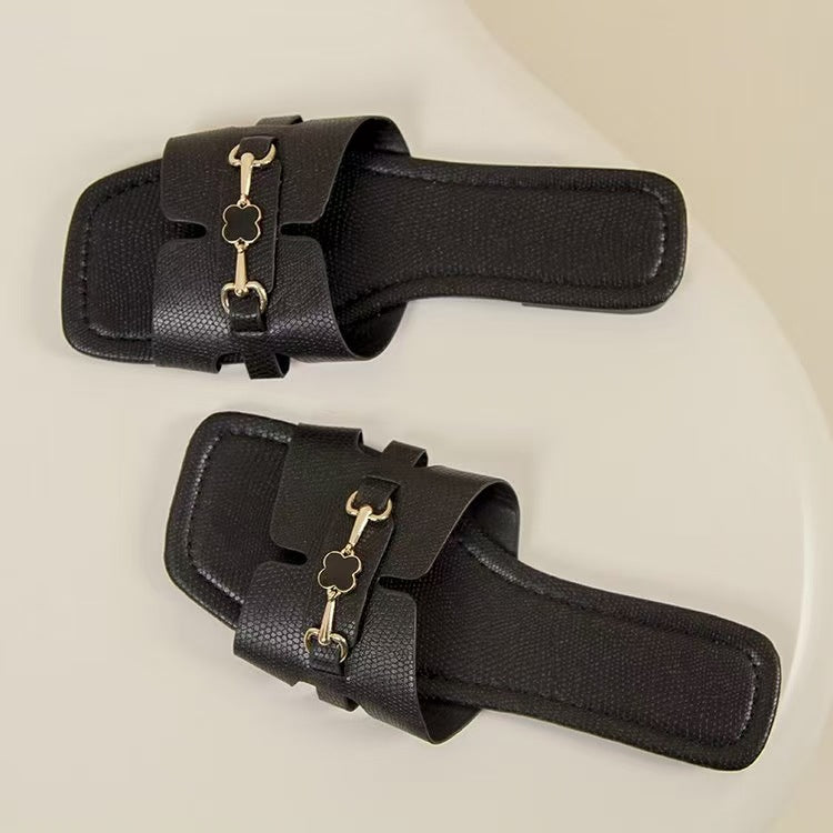 European and American large size outer wear rhinestone metal buckle square head flat bottom slippers women's 2024  summer new sandals slippers