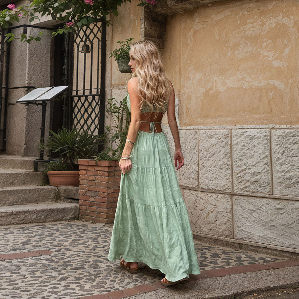 Aliexpress cross-border fashion: new summer european and american style - vintage-inspired, sexy, backless, flowy maxi dress with spaghetti straps