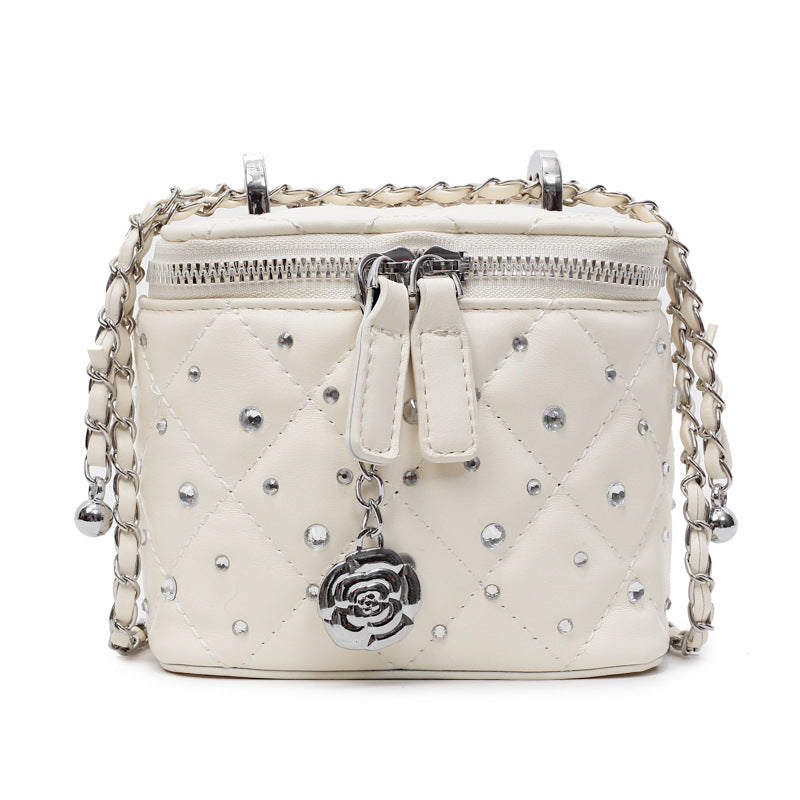 Korean version of fashionable Xiaoxiangfeng diamond chain bag women's 2025 new box small square bag premium versatile messenger bag