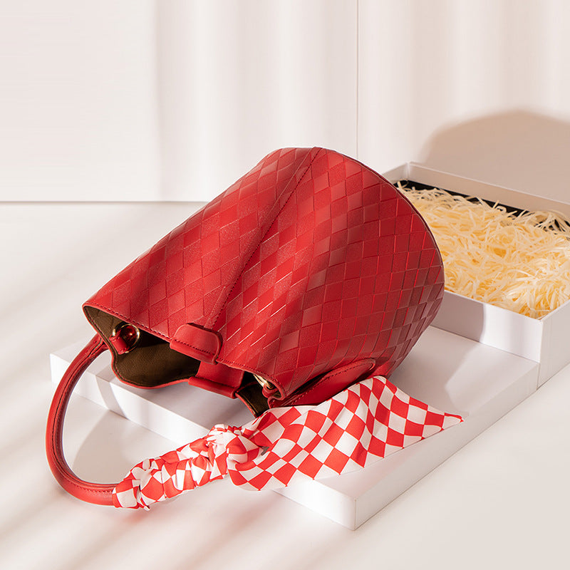 Large capacity bucket bag - 2025 new arrival: high-end, unique design, red bridal wedding bag for women, versatile for spring/summer