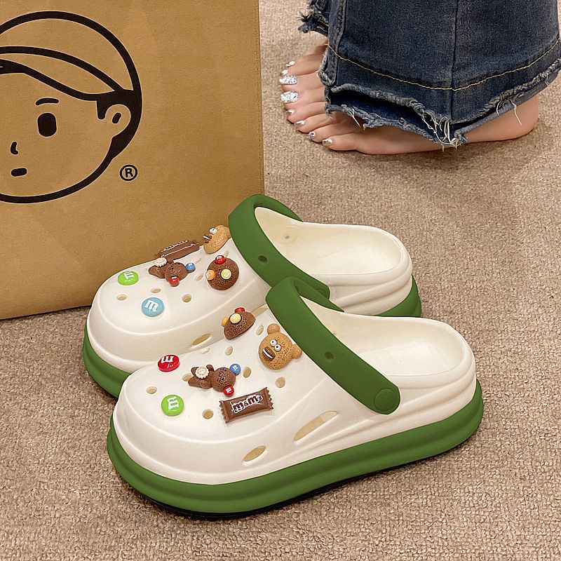 2025 summer new collection: closed-toe slides - trendy, platform, thick-soled, non-slip, wear-resistant clogs & sandals for outdoor wear