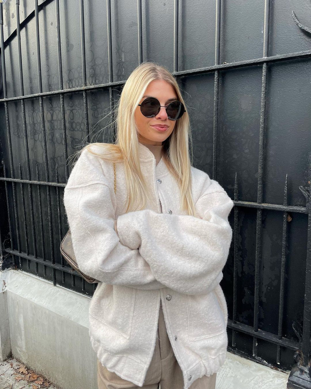 2025 new european and american style women's casual color block stand collar single-breasted large pocket loose fit comfortable long sleeve jacket