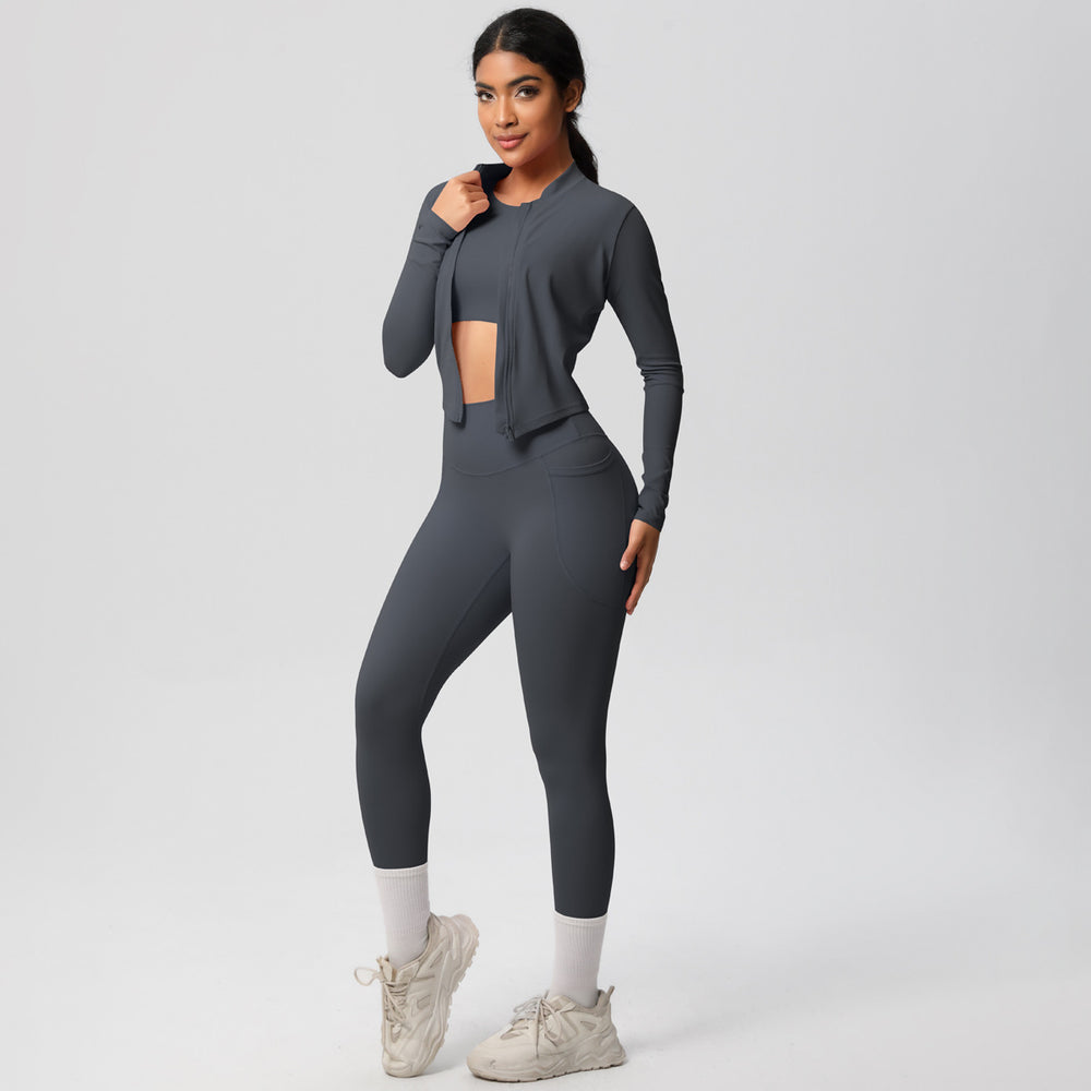 High-waisted, form-fitting, pocketed yoga set with a cropped, long-sleeved, cloud-feel, quick-drying running and fitness activewear three-piece set