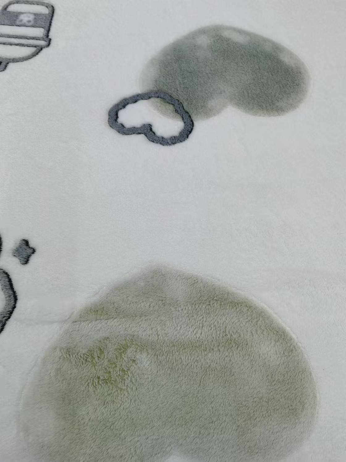 Special clearance milk fleece quilt cover 154 * 208 single piece, the price of picking up leaks is 75 yuan, which will not be refunded or exchanged.