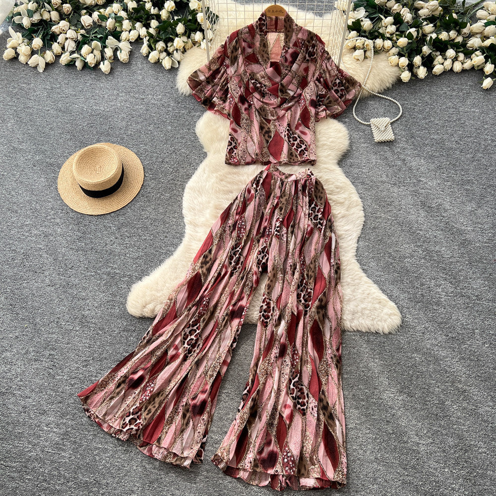 Leopard print vacation-ready two-piece set: summer chic, high-waisted wide-leg pants, effortlessly stylish and youthful