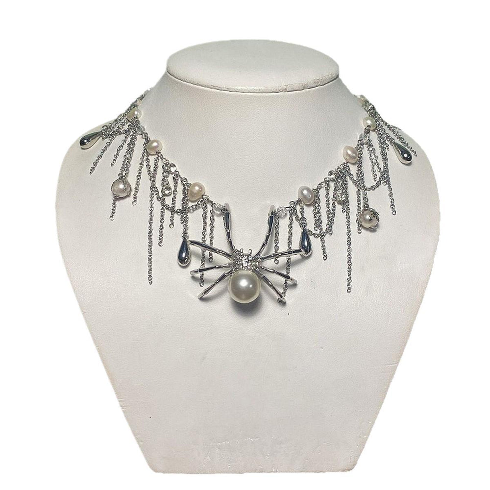 Halloween imitation pearl necklace wholesale european and american cross-border personalized exaggerated jewelry female punk spider tassel clavicle chain