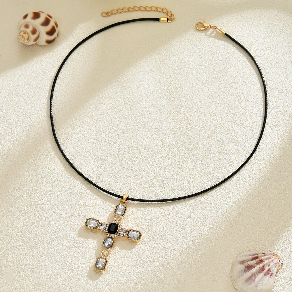 Wholesale cross necklaces - cross-border vintage hip-hop jewelry, unique & high-end punk diamond pendant necklaces