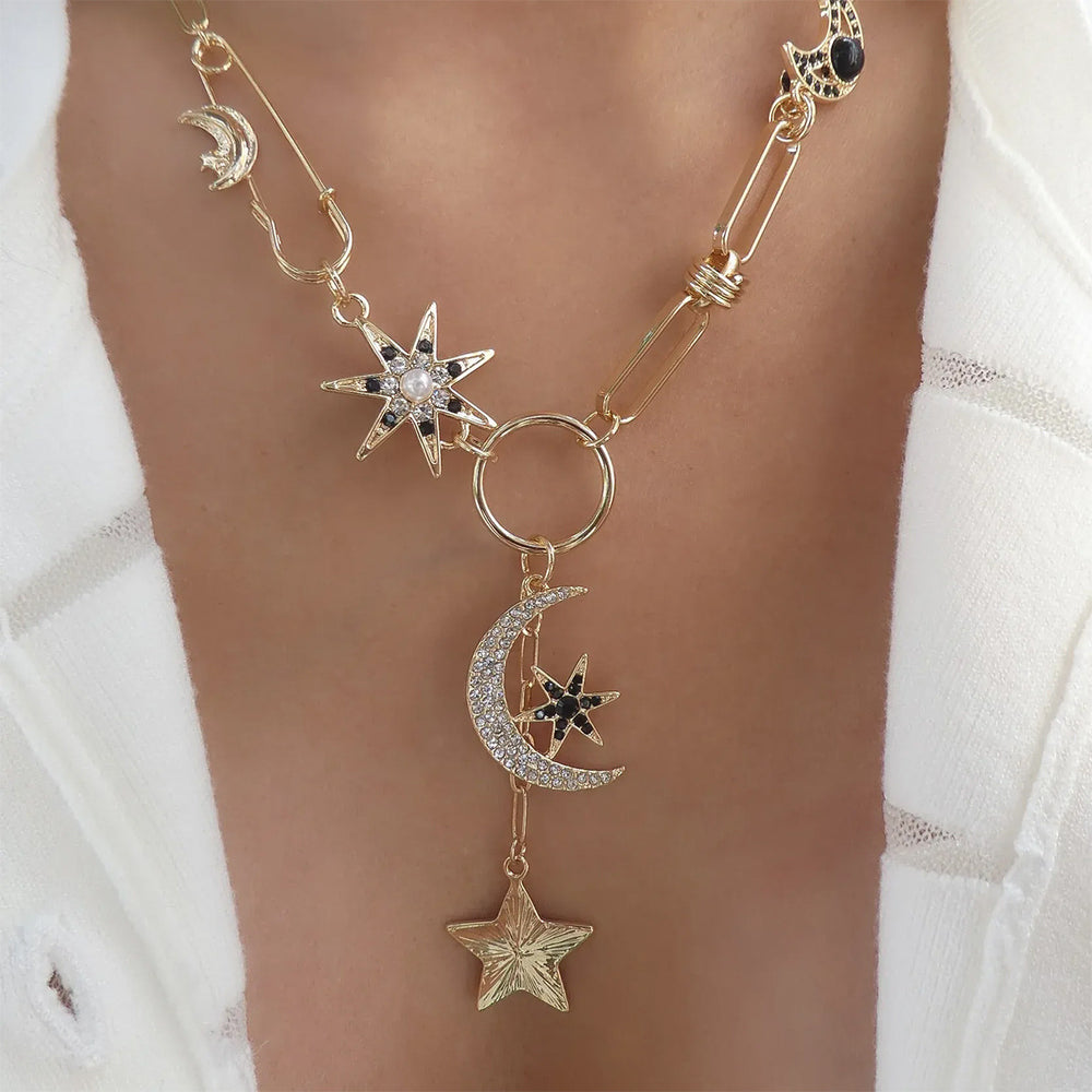 Wholesale necklace accessories: european & american style, cross-border star & moon pendants, women's niche light luxury, high-end paperclip clavicle chains