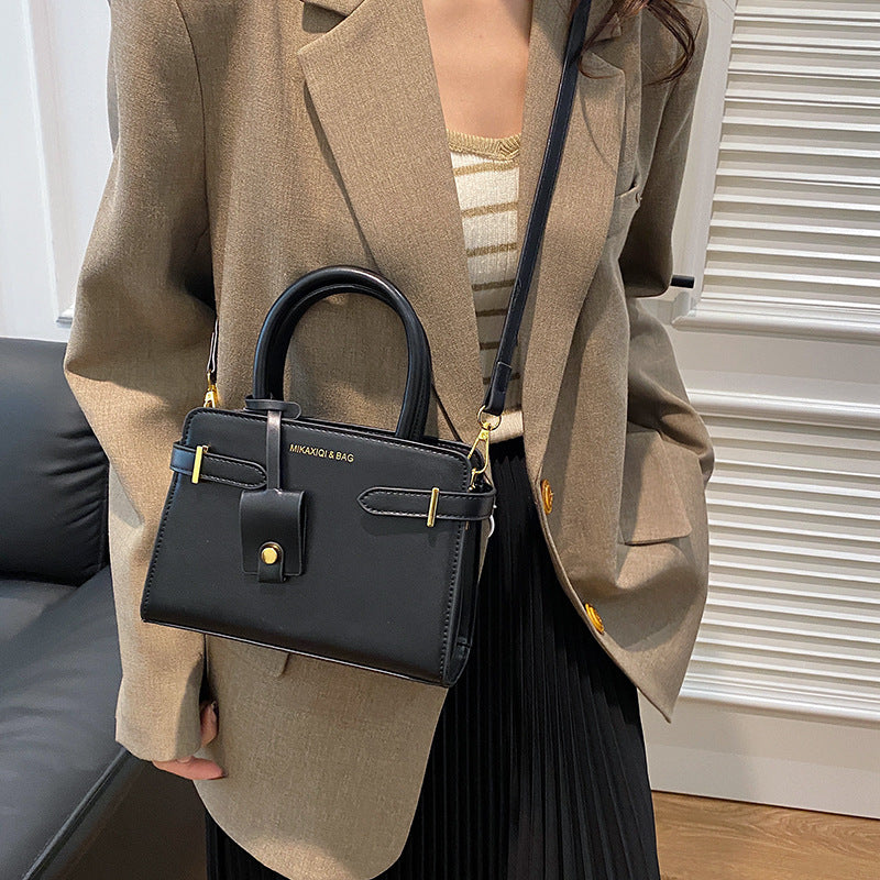 Simple handbag retro oblique span bag commuter bag women's shoulder bag fashion light luxury tote bag