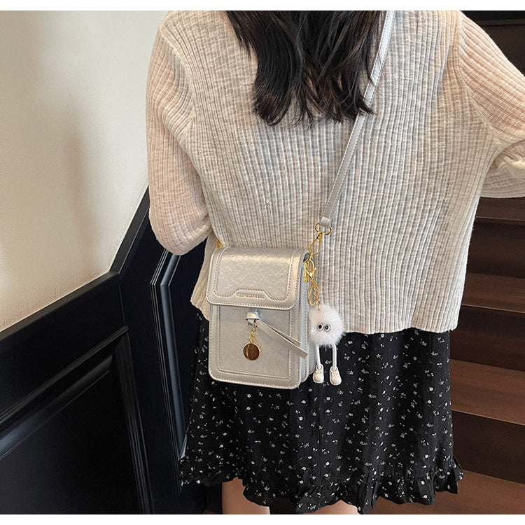Small bag for  mobile phones, women's summer versatile 2025 new fashion messenger bag, Korean version of popular mobile phone bag