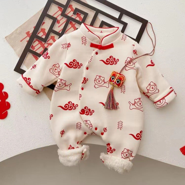 Newborn & infant autumn/winter warm rompers - fleece-lined bodysuits for baby boys & girls - perfect for outdoor wear, full month celebration, and 100-day celebration - trendy styles available