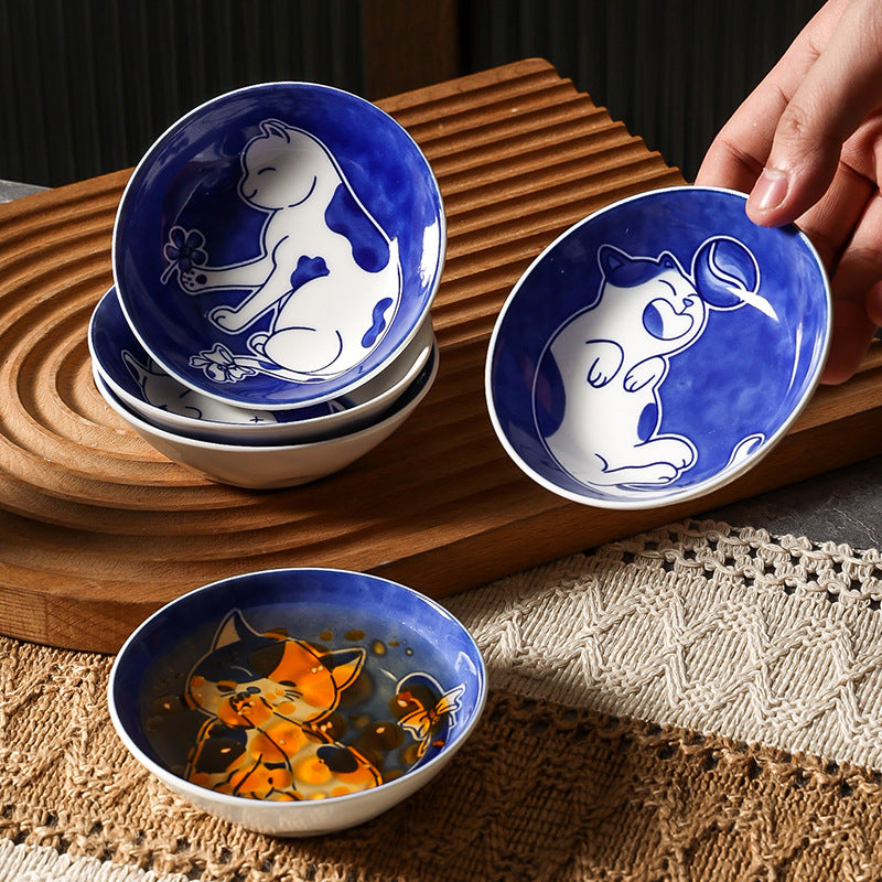 Creative and cute ceramic cat dipping dish for home use - perfect for restaurants, hotels, hot pot, seasoning, and snacks. adorable cat plate