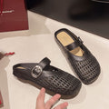 Casual and versatile closed-toe slippers: 2025 summer new fashion women's outdoor slides, hollow-out breathable flat half-slippers, ins style