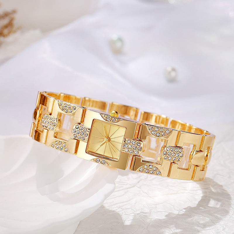New arrivalretro alloy suitelegant women's bracelet watch square bar nail full diamond quartz women's watch steel strap
