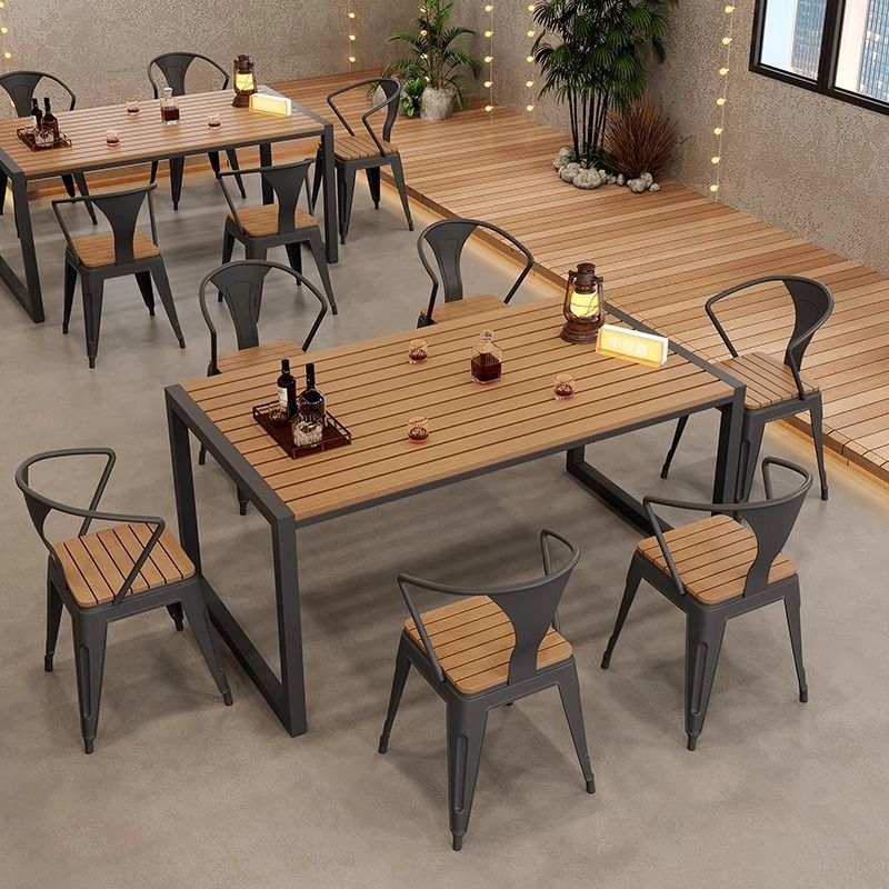 Industrial-style outdoor camping bar, chill music bar, bistro, bbq restaurant, cafe, bubble tea shop table and chair set