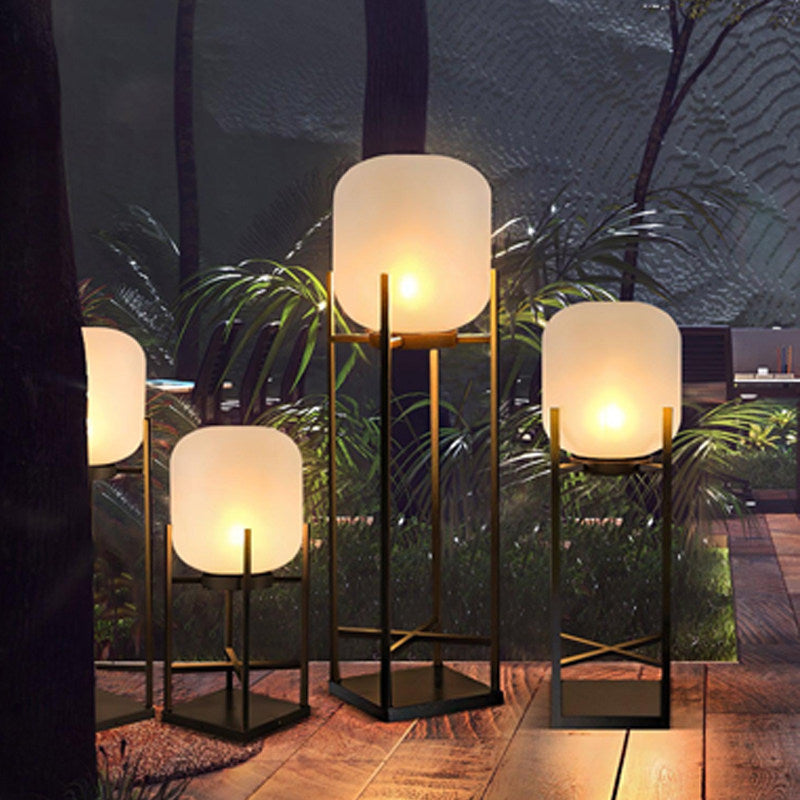 Outdoor waterproof solar powered floor lamp - perfect for villas, courtyards, patios, gardens, lawns, and yards - decorative ambient lighting