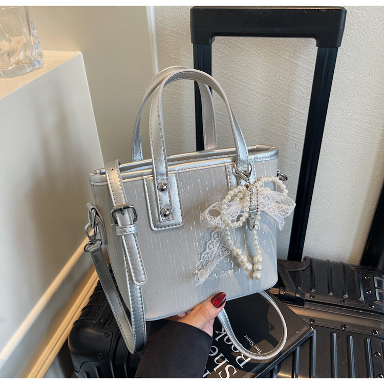 Cross-border Korean version small bag women's summer 2025 new trendy fashion shoulder bag commuter bag outer single portable bucket bag