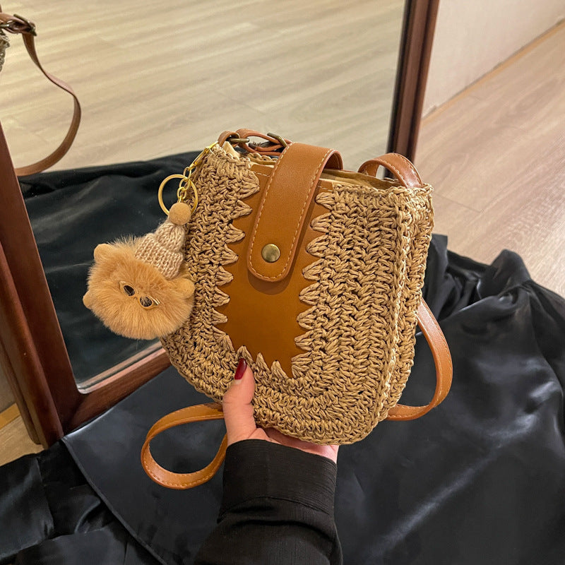 Cross-border woven straw bag women's spring and summer 2025 new versatile niche shoulder messenger bag seaside vacation beach bag