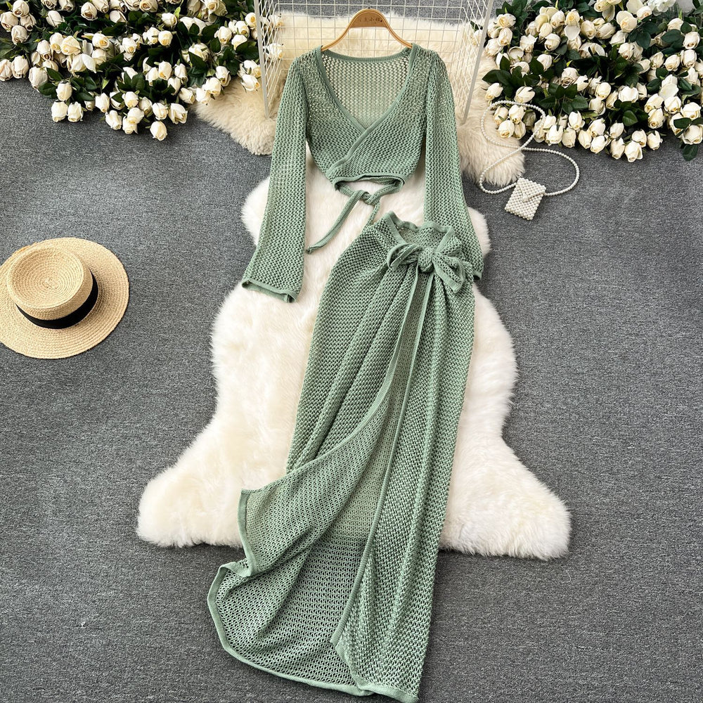 Beach vacation style suit female niche style popular tie back waist long sleevesknitting shirt cut out skirt suit
