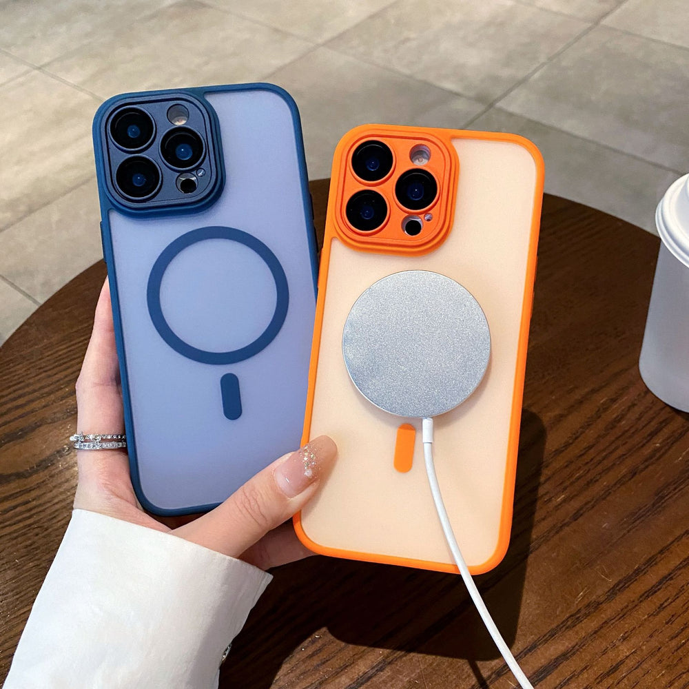 Suitable for iphone17 love horse orange mobile phone case 15 ya shield skin-feeling frosted magnetic suction apple 16 lens film protective cover