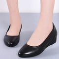 Live broadcast dropshipping soft leather soft bottom ladieswear shoes flatsabrasion resistantwaterproofbows work shoes micro business group purchase