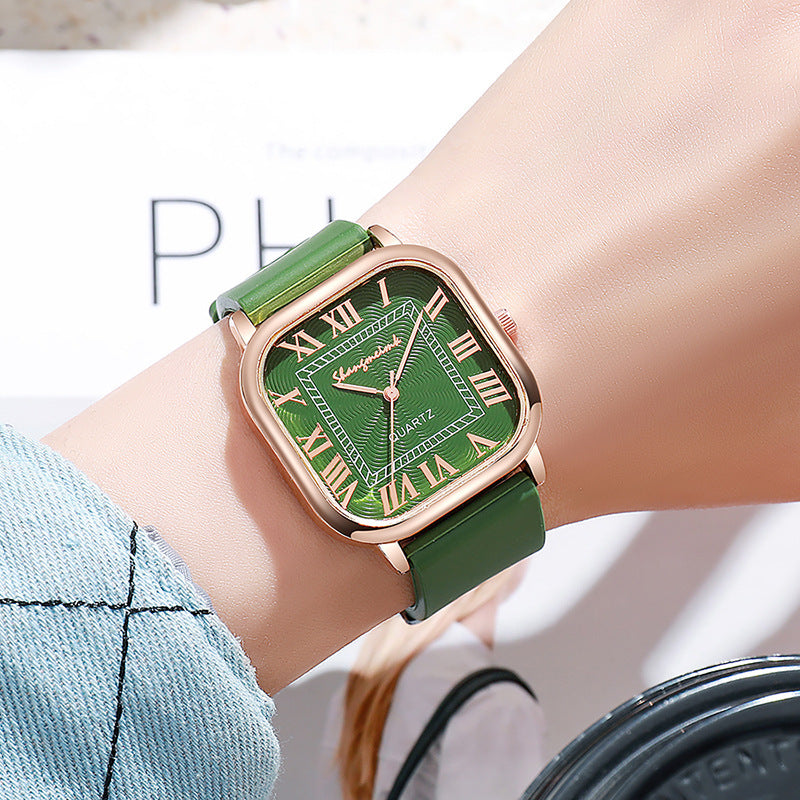 New fashion square women's watch with leather strap, roman numerals, vintage style quartz movement, versatile ladies' watch - wholesale