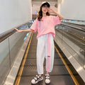 Girls' summer outfit set : stylish and trendy two-piece set for mid-to-large children - lightweight short-sleeve top and shorts for summer