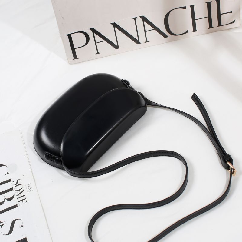 Cross-border hot-selling 2025 spring and summer new large pressure shell bag Cross-border hot-selling saddle bag Student party shoulder messenger bag