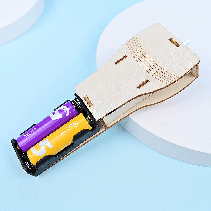 Homemade flashlight primary school students handmade technology small production steam classroom physical science small experiment material package