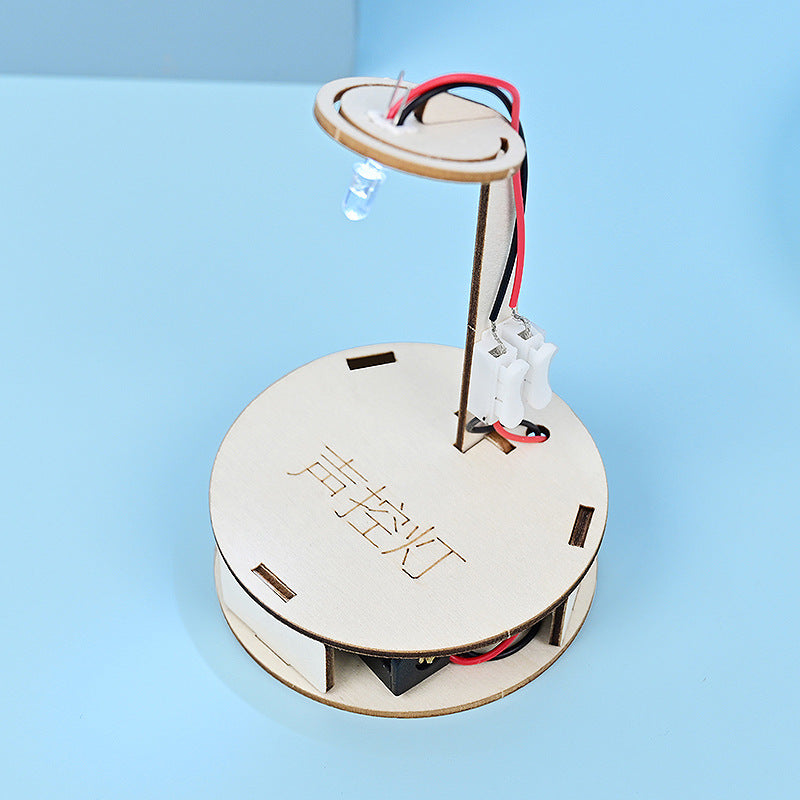Sound control light, intelligent induction street light, technology small production, student DIY puzzle maker, handmade material science experiment