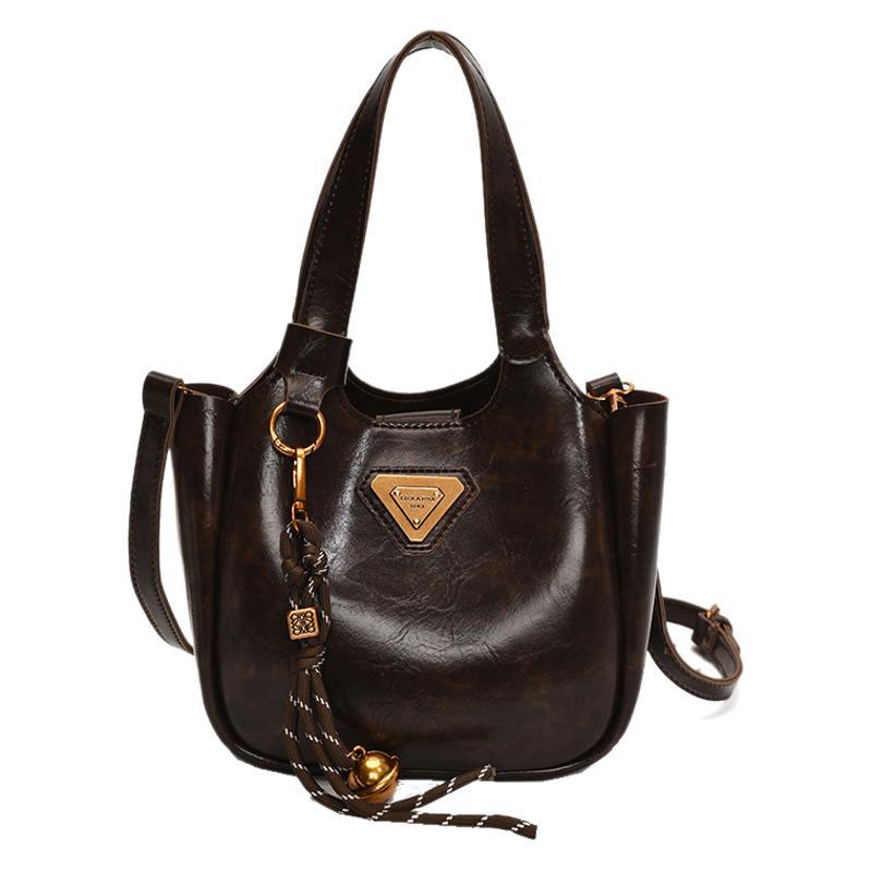 European and American retro trend shoulder bag 2025 new women's bag messenger bag foreign style solid color bucket bag underarm bag portable