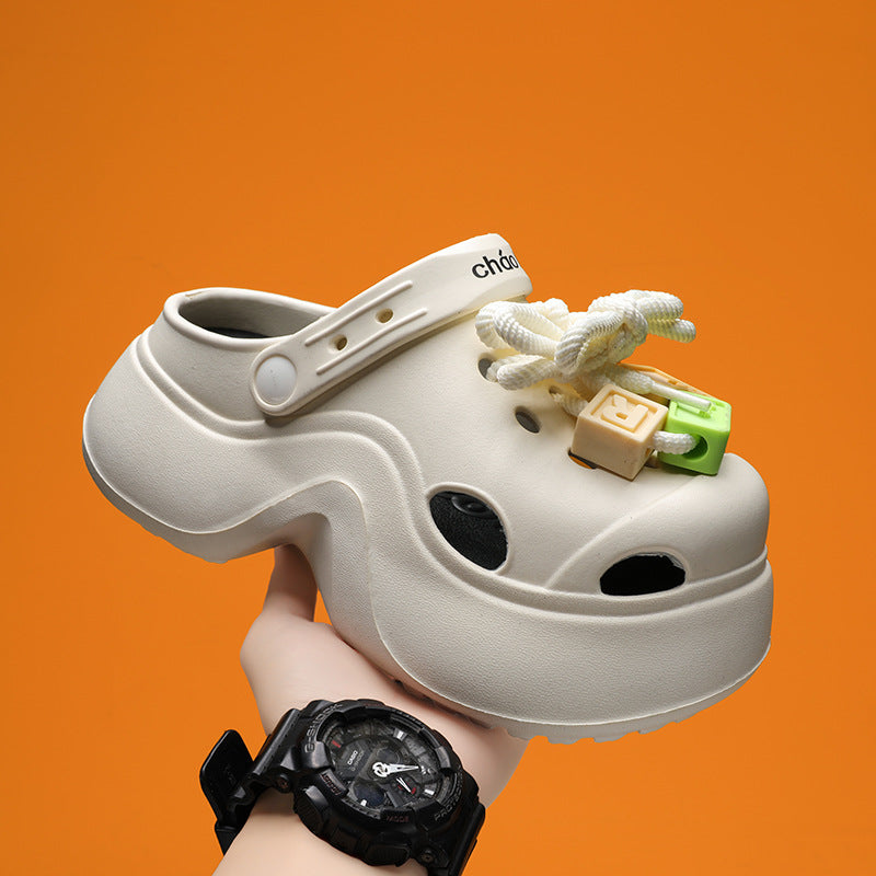 Thick-soled hole shoes women's new building block white rope heightening cute Internet celebrity beach cool slippers outer wear summer wholesale