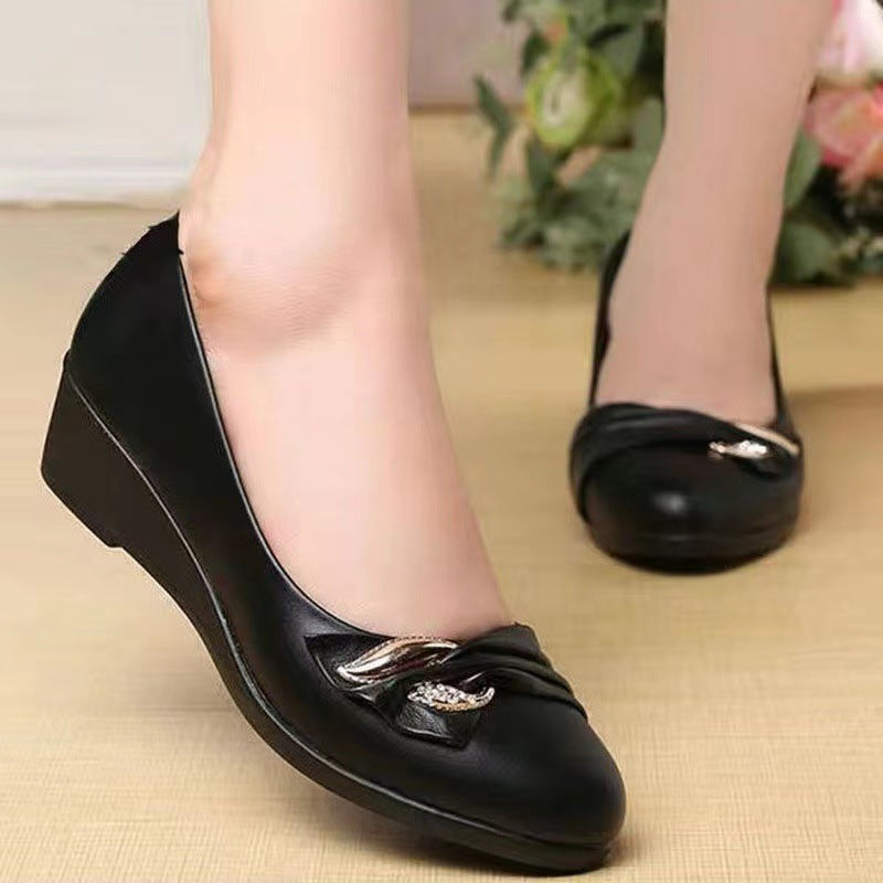 Soft leather soft bottom ladieswear shoes flatsabrasion resistantwaterproofbows work shoes wechat group purchase live broadcast one piece dropshipping
