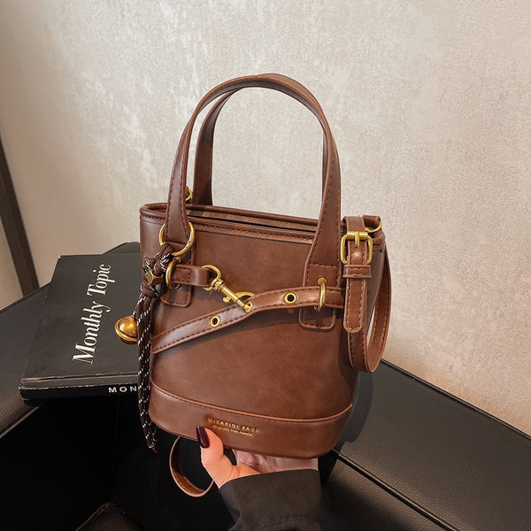 Premium sense retro small bag women's 2025 new autumn and winter versatile messenger bag fashion super fire portable bucket bag