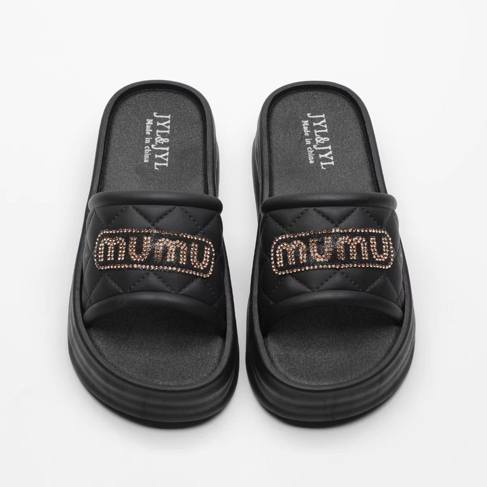 Women's summer slides 2026 new fashion rhinestone platform chunky sole height increasing non-slip beach thong sandals
