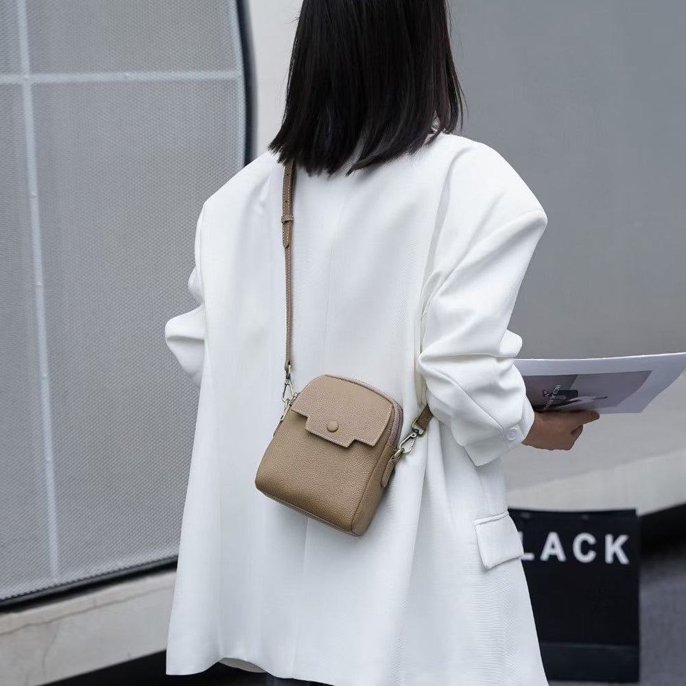 Top-grain leather 2024 new genuine leather mobile phone bag women's fashionclassy sense easiest for match trendy one-shoulder cross-body cowhide small bag