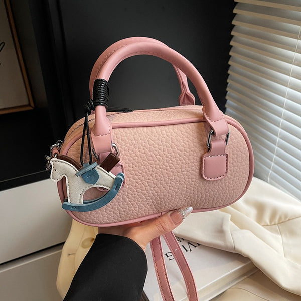 Niche portable bowling bag women's 2025 summer new fashion texture shell bag versatile shoulder messenger bag