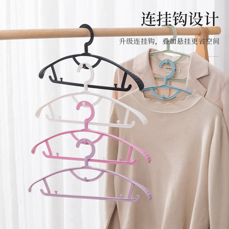 Wide shoulder clothes hanger, thickened version, non-marking, non-slip for home clothes hanger, durable export cross-border exclusive plastic clothes hanger