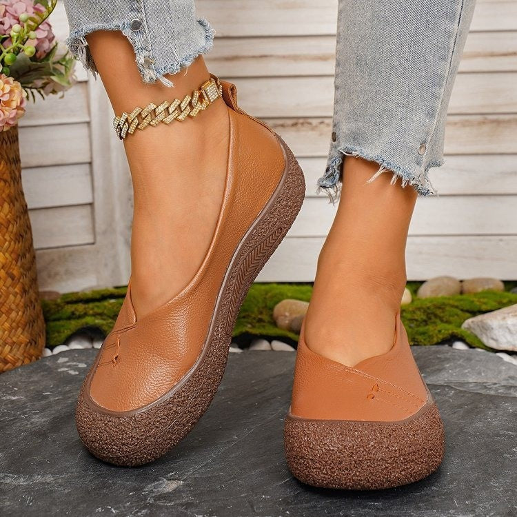 export plus size soft sole new style mom's slip-on non-slip wear-resistant women's shoes comfortable flat low-cut retro flats