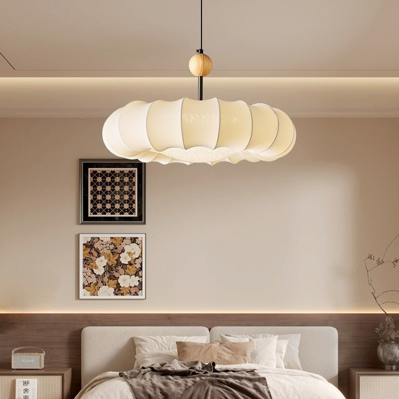 Medieval bedroom chandelier French retro study master bedroom room light wabi silkworm homestay bar restaurant lighting