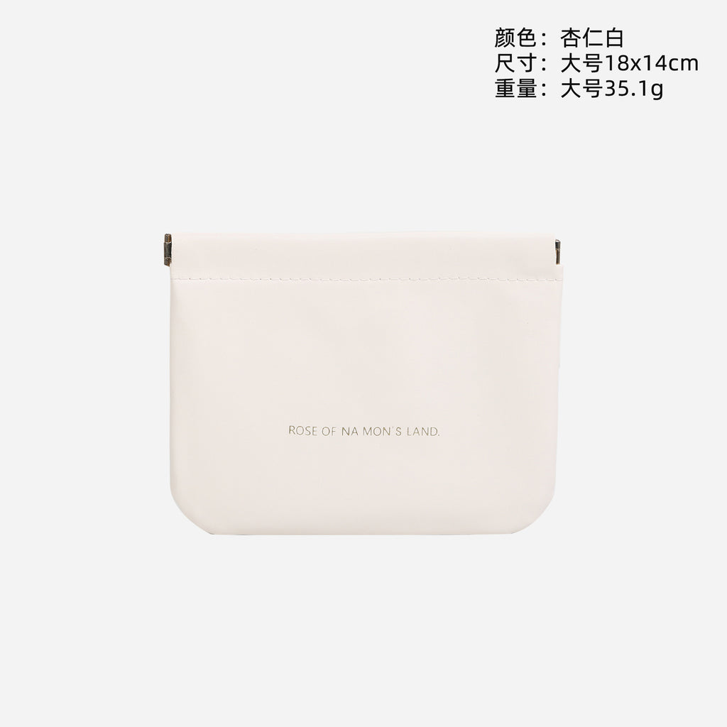 Shrapnel storage bag, data cable, change storage bag, automatic closure PU cosmetic bag, portable bag, mini bag inside.