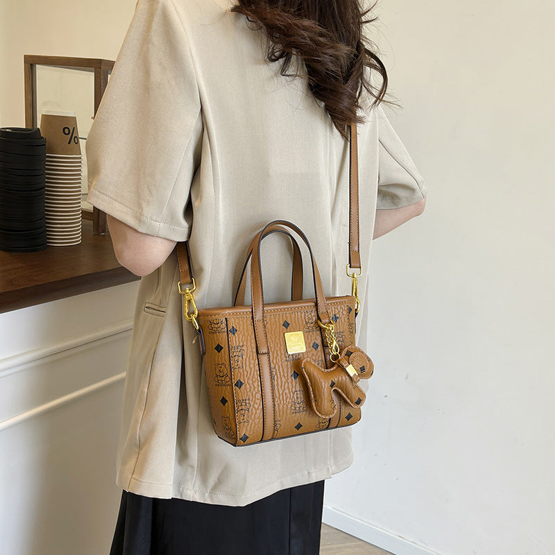 Cross-border high-end printing fashion portable bucket bag women's 2025 new versatile foreign trend shoulder messenger bag