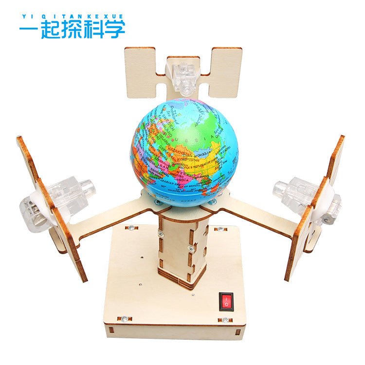 Primary school students wooden assembly DIY geostationary satellite model, science and technology small production children's fun science and education model