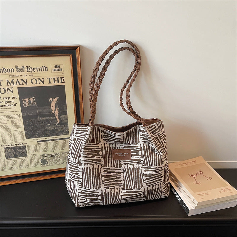 Trendy & unique designer handbag for women - 2026 new collection: large capacity, versatile shoulder bag & tote for work and everyday use