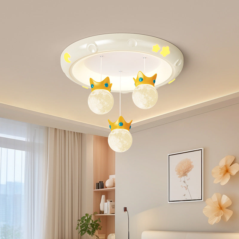 Bedroom light warm cream wind resin ceiling light creative crown hanging ball master bedroom children's room eye protection lamp