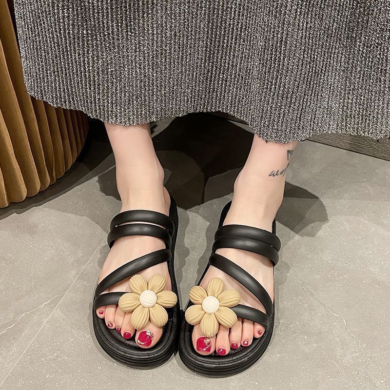 summer new arrivals: versatile slides for outdoor wear - casual, one-strap, non-slip, trendy, fashionable sandals for men, women, and couples