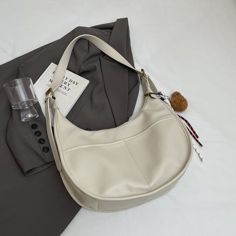 Autumn Internet celebrity explosion 2025 Korean version of the new fashion Mori dumpling bag simple and versatile casual messenger shoulder bag
