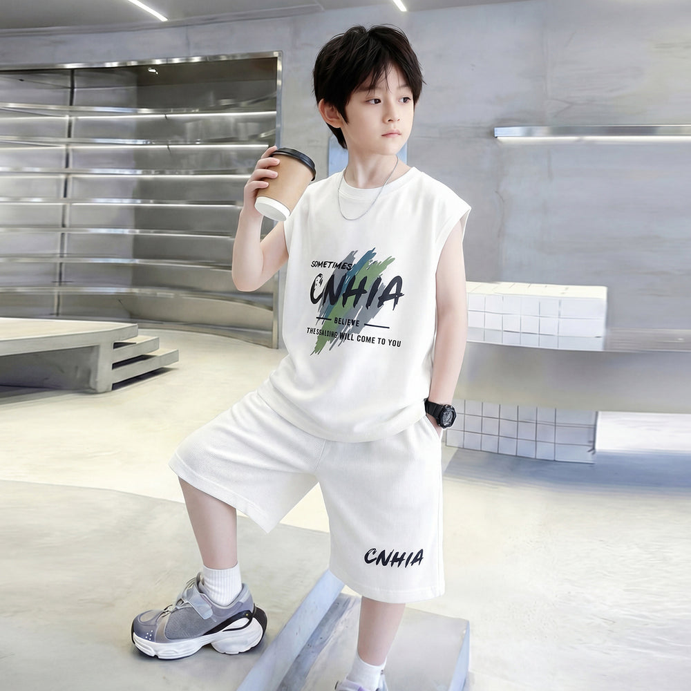 Boys' summer loose-fit two-piece set: sleeveless, trendy, minimalist print short t-shirt and shorts - new  collection