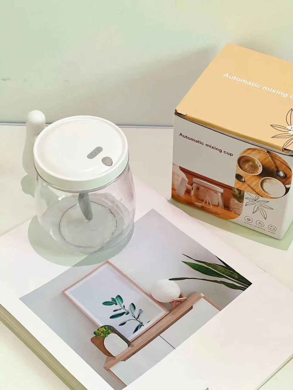 Pp material blender cup - one-touch start for convenience and speed. a must-have for the office
