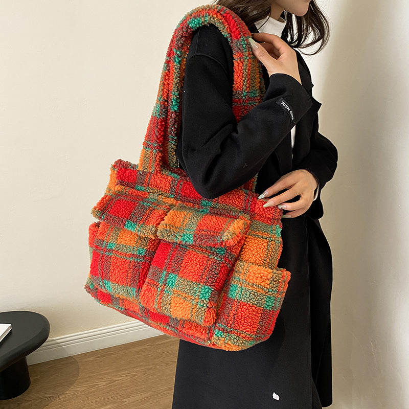 Contrasting color plaid bag women's 2025 autumn and winter new women's bag shoulder bag fashion trend large capacity women's commuter bag